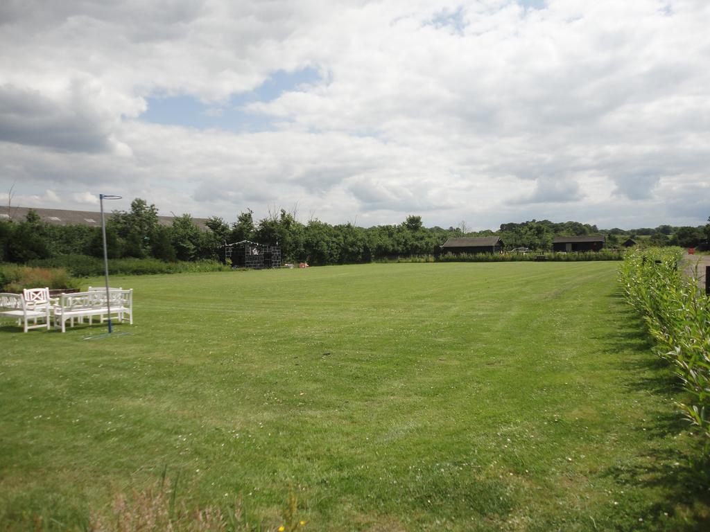 Willow Court Farm The Lodge & Petting Farm, 8 Mins From Legoland & Windsor, 15 Mins From Lapland Uk Екстериор снимка